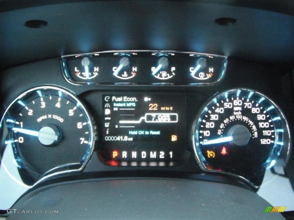 2011 F150 Lariat SuperCrew 4x4 - Tuxedo Black Metallic / Pale Adobe photo #16