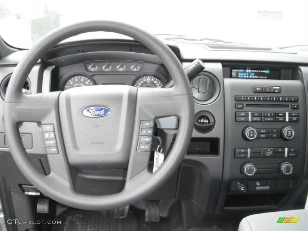 2011 Ford F150 STX SuperCab Steel Gray Dashboard Photo #45672707