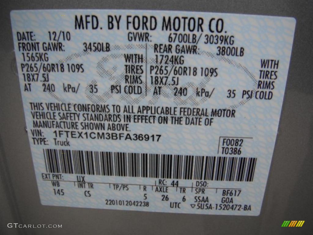 2011 F150 STX SuperCab - Ingot Silver Metallic / Steel Gray photo #32