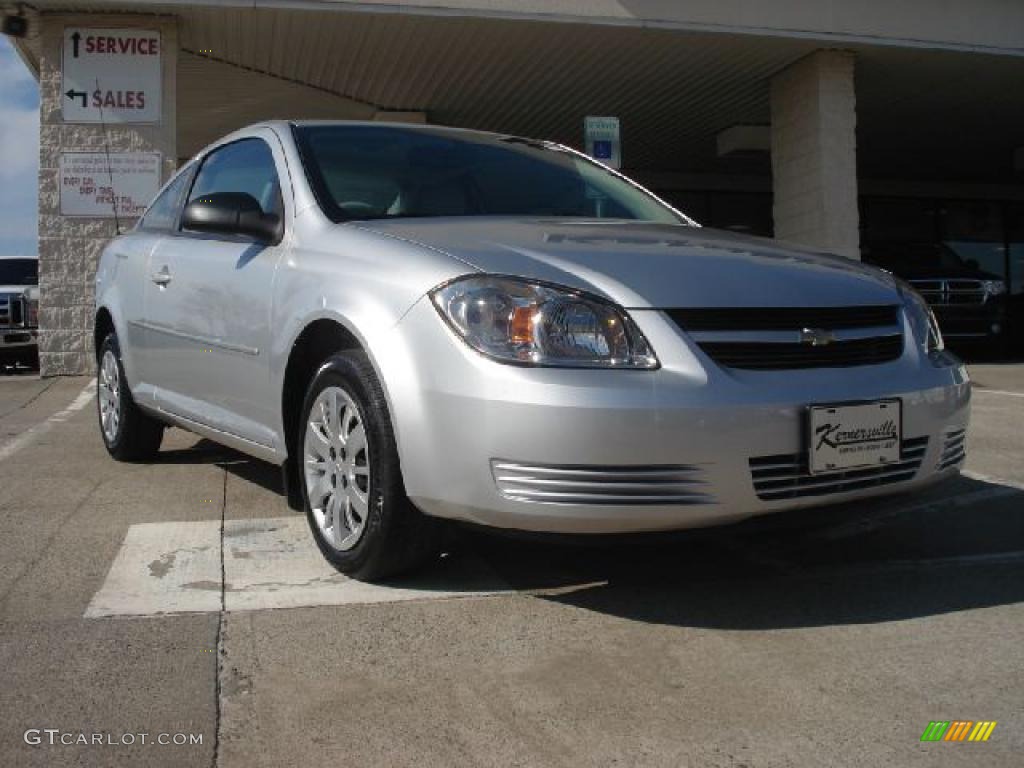 2010 Cobalt LS Coupe - Silver Ice Metallic / Gray photo #1