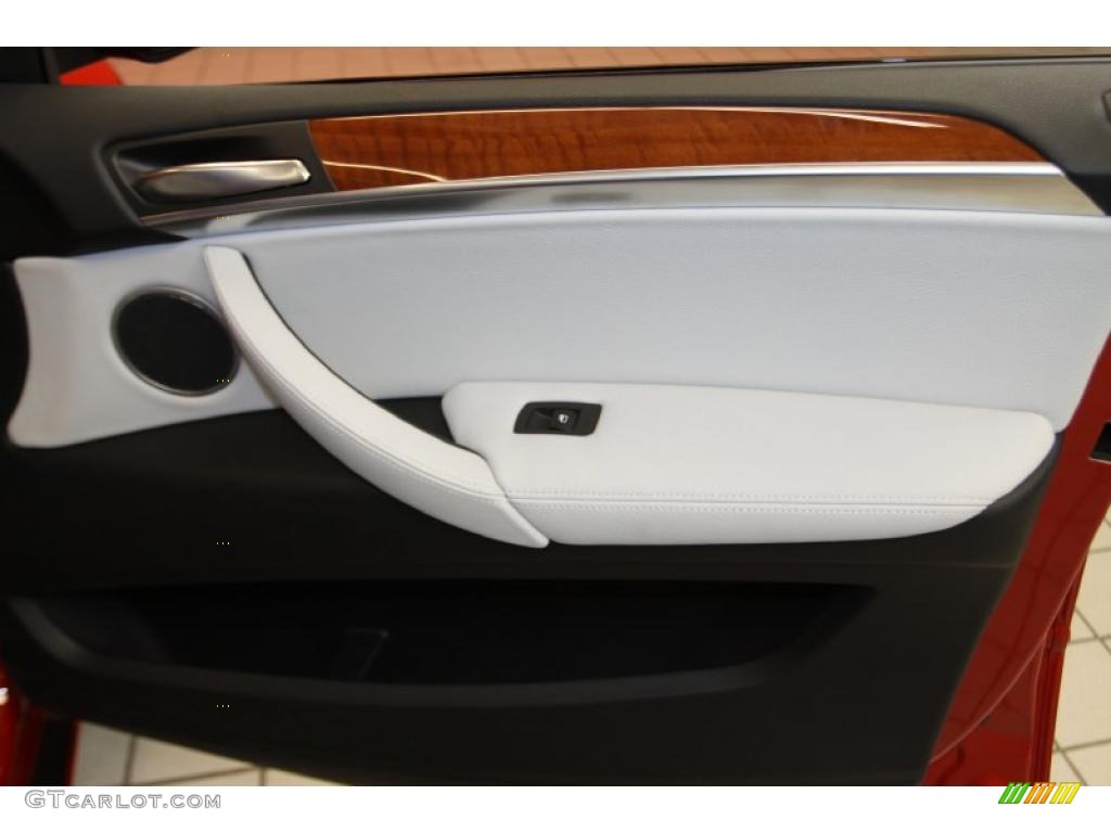2011 BMW X5 M M xDrive Silverstone II Door Panel Photo #45679126