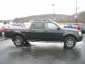 2004 Super Black Nissan Frontier XE V6 Crew Cab 4x4  photo #3