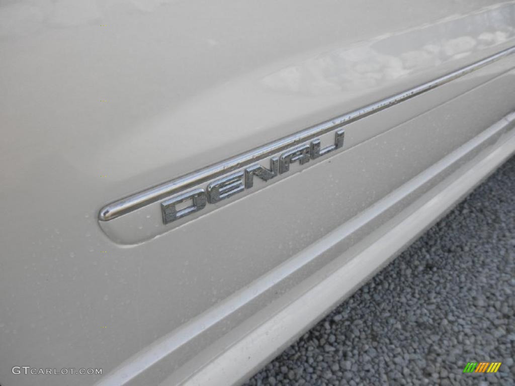 2011 GMC Acadia Denali AWD Marks and Logos Photo #45693292