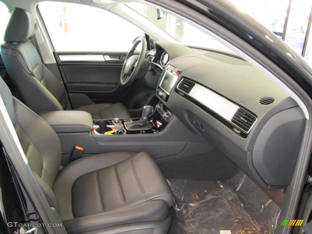 Black Anthracite Interior 2011 Volkswagen Touareg VR6 FSI Sport 4XMotion Photo #45693360