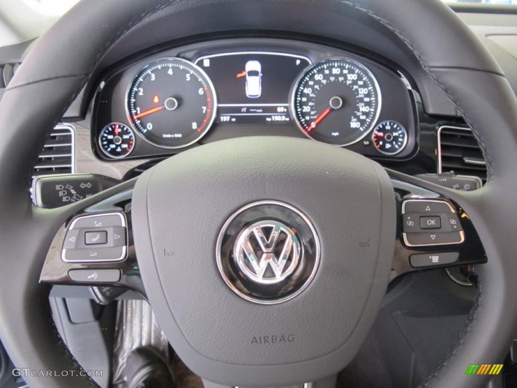 2011 Volkswagen Touareg VR6 FSI Sport 4XMotion Black Anthracite Steering Wheel Photo #45693456