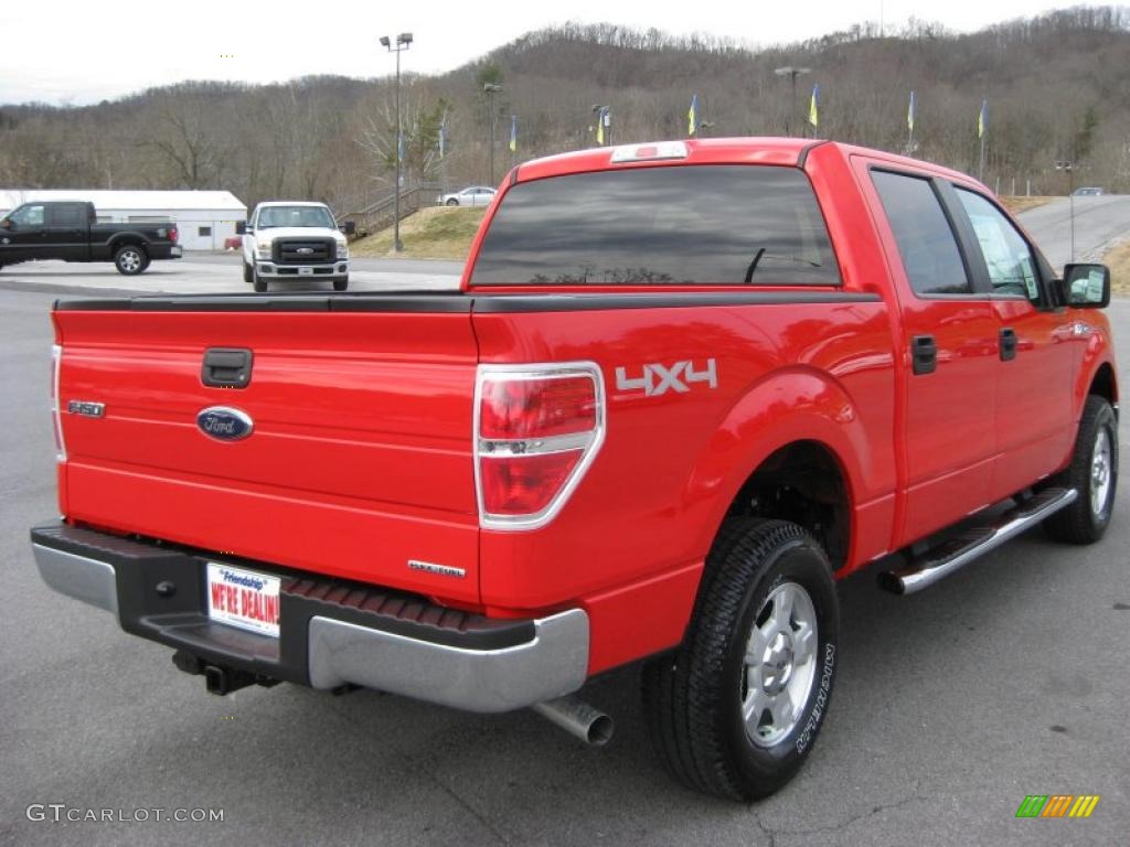 2011 F150 XLT SuperCrew 4x4 - Race Red / Steel Gray photo #6