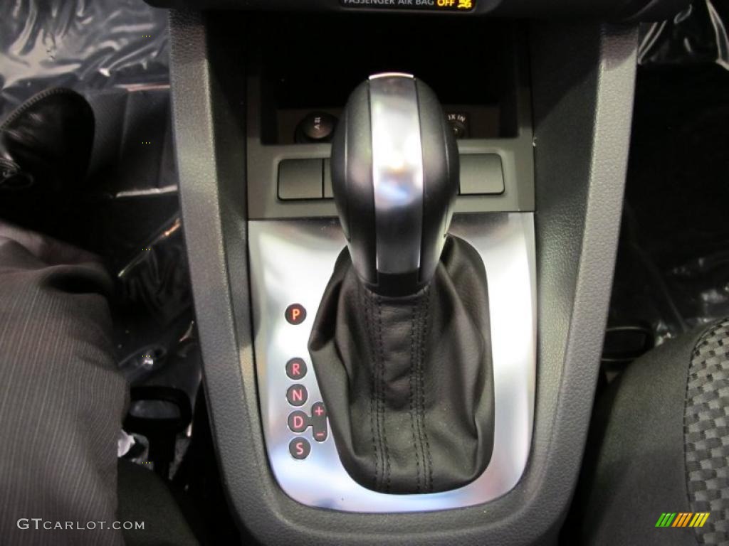 2011 Volkswagen Jetta S Sedan 6 Speed Tiptronic Automatic Transmission Photo #45695396