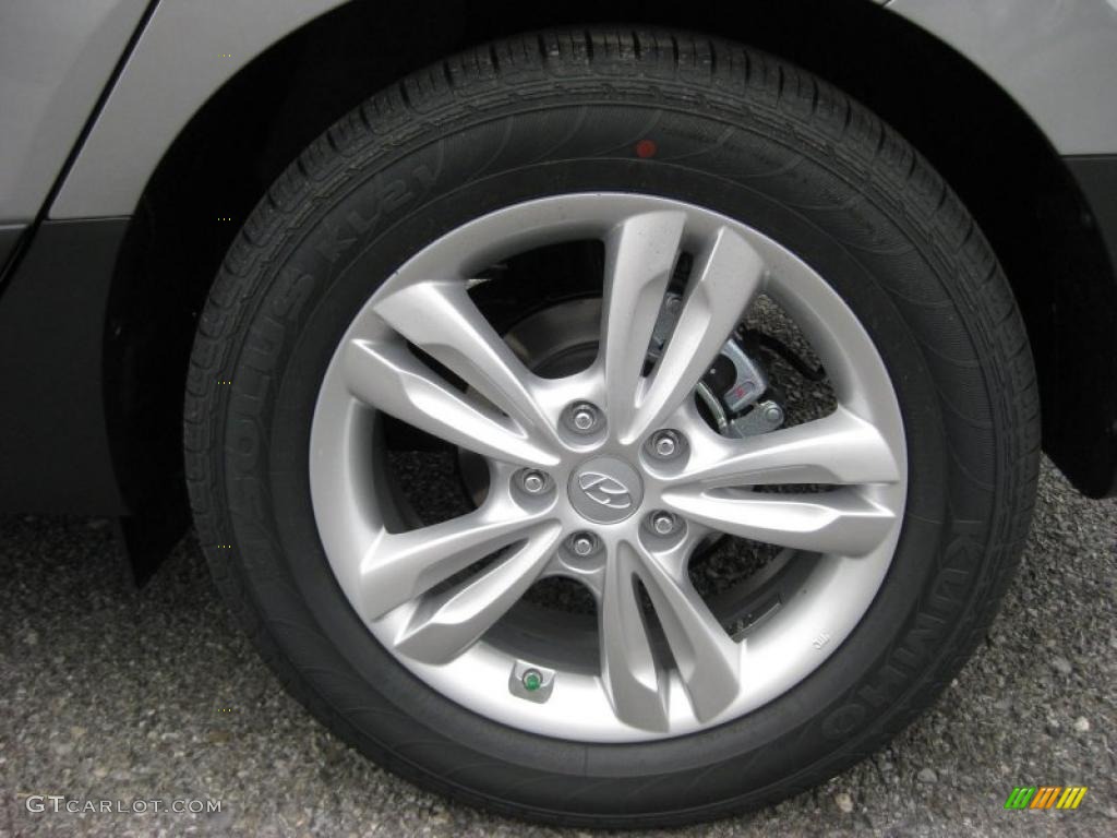 2011 Hyundai Tucson GLS Wheel Photo #45695401