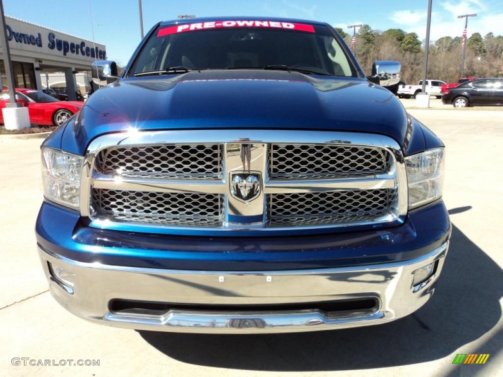 2009 Ram 1500 Laramie Crew Cab 4x4 - Deep Water Blue Pearl / Dark Slate Gray photo #5