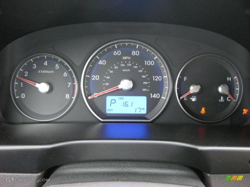 2011 Hyundai Santa Fe Limited AWD Gauges Photo #45696276