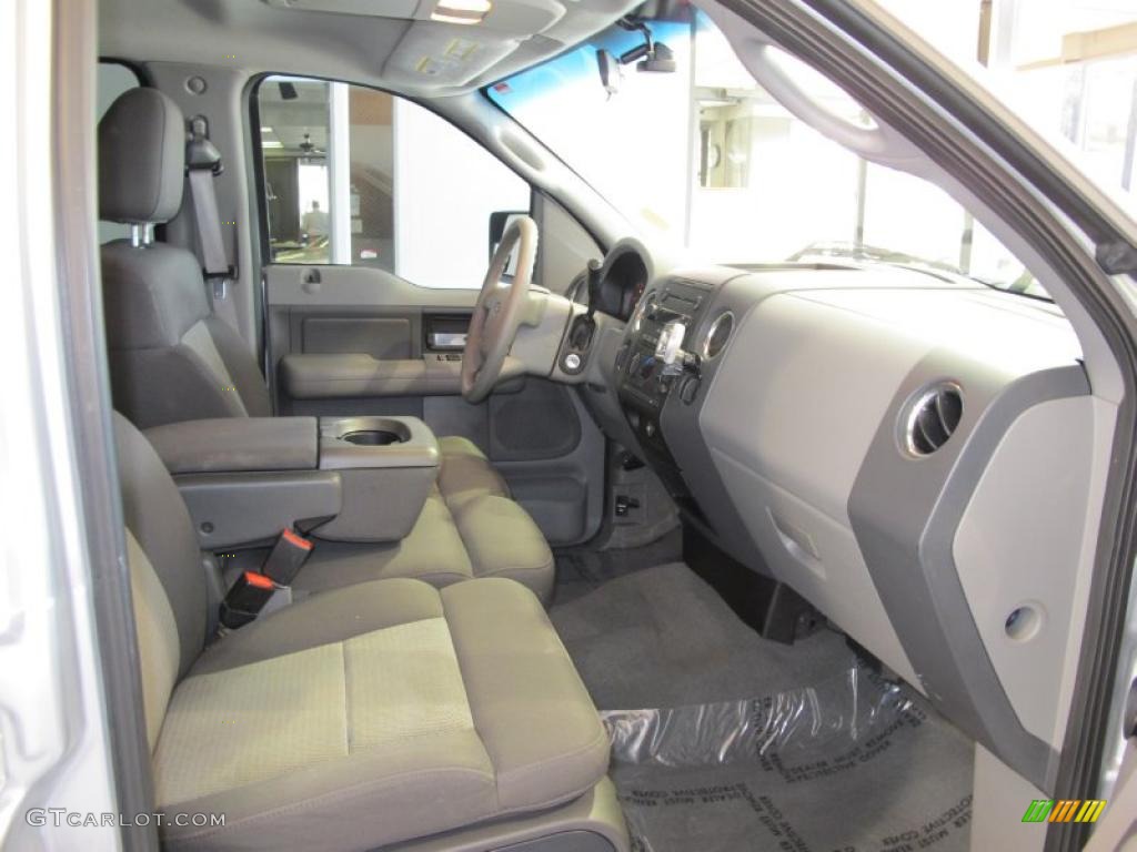 2005 F150 XLT SuperCrew 4x4 - Silver Metallic / Medium Flint Grey photo #10