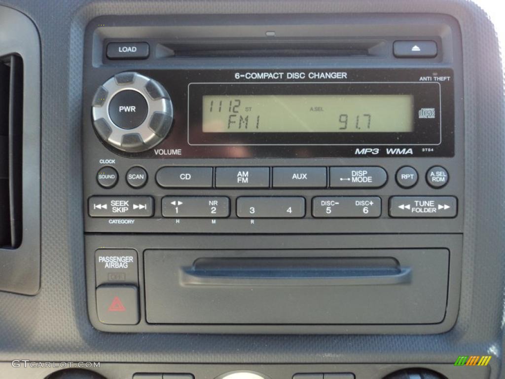 2010 Honda Ridgeline RTS Controls Photo #45696541