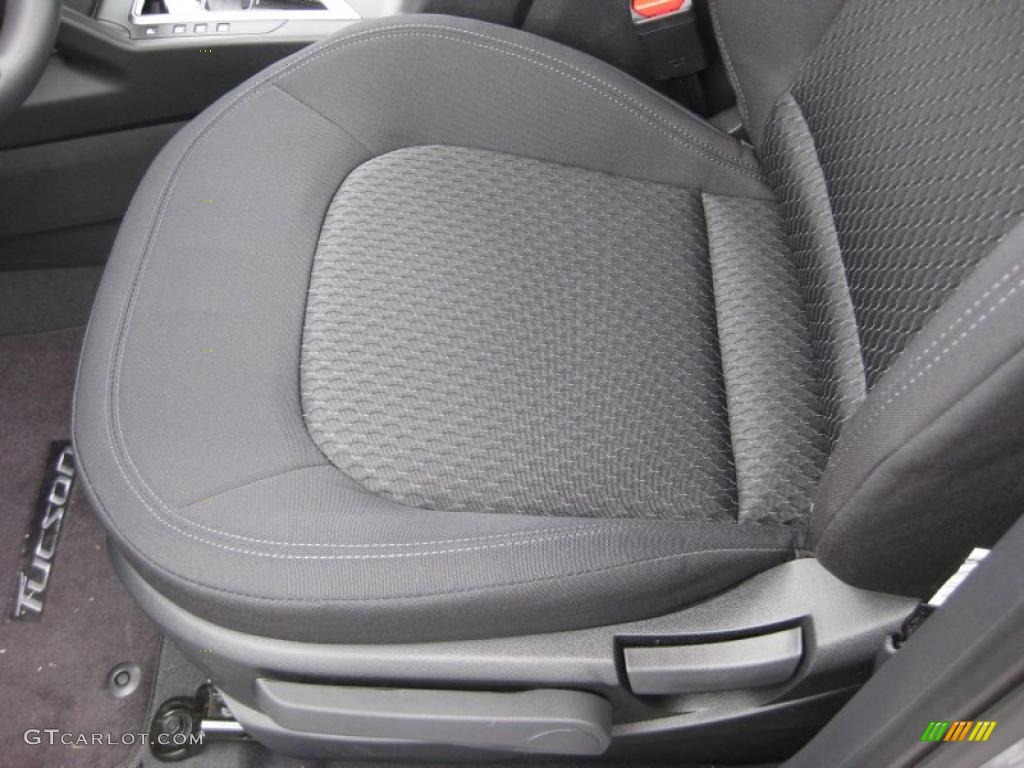 Black Interior 2011 Hyundai Tucson GL Photo #45696685