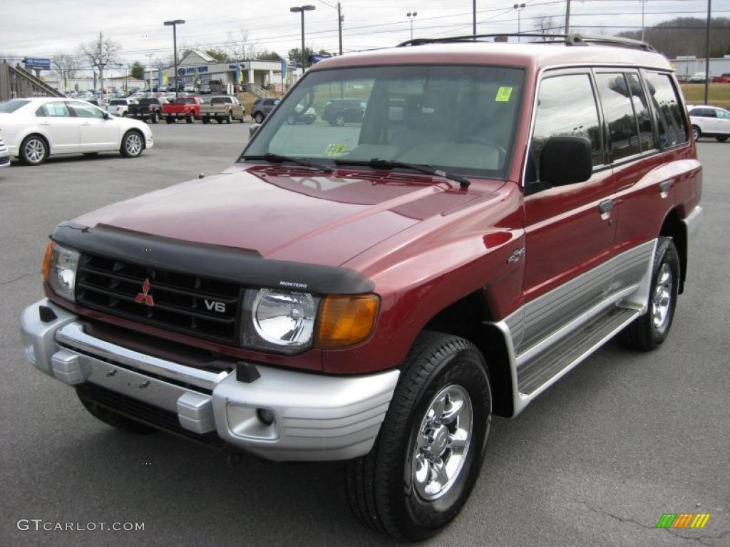 Cambridge Red Pearl 1999 Mitsubishi Montero 4x4 Exterior Photo #45696861