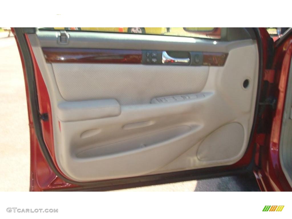 2000 Seville STS - Crimson Pearl / Oatmeal photo #9