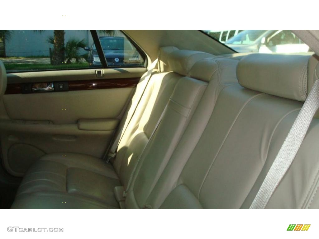 2000 Seville STS - Crimson Pearl / Oatmeal photo #15
