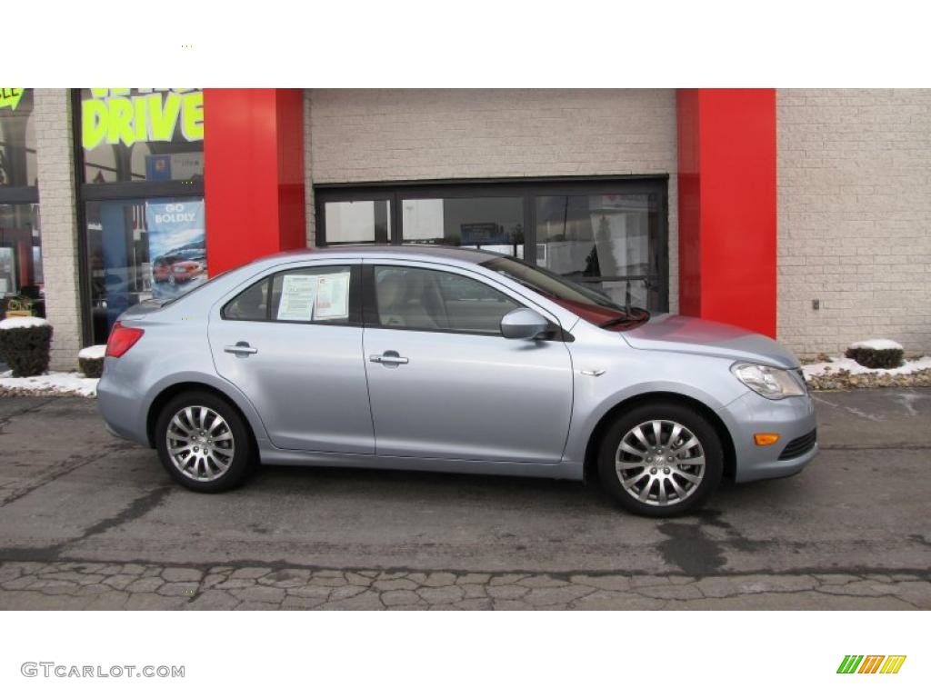 2010 Kizashi SE - Ice Blue Metallic / Beige photo #1