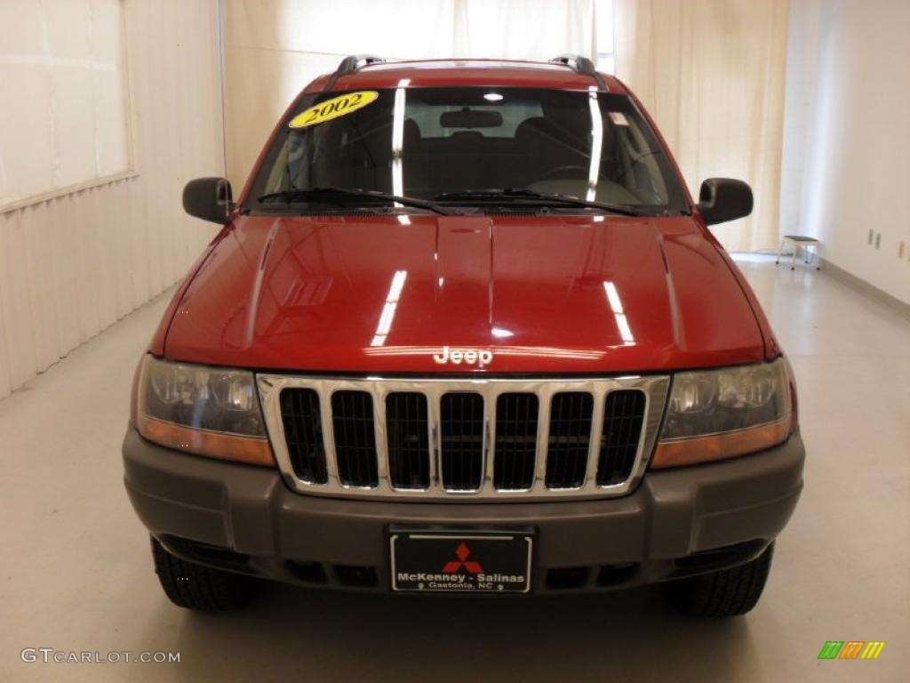 2002 Grand Cherokee Laredo - Inferno Red Tinted Pearlcoat / Taupe photo #7