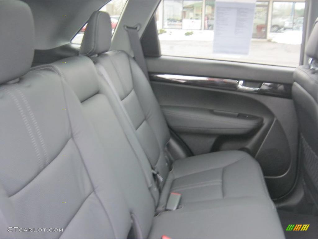 2011 Sorento EX V6 AWD - Titanium Silver / Black photo #7