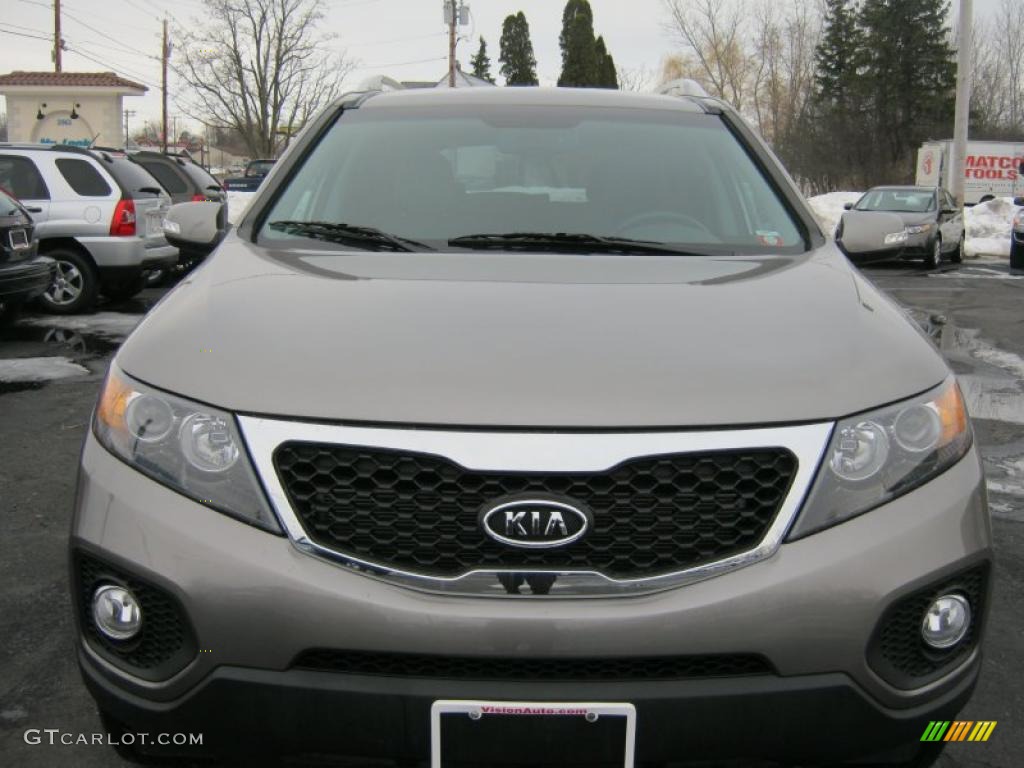 2011 Sorento EX V6 AWD - Titanium Silver / Black photo #18