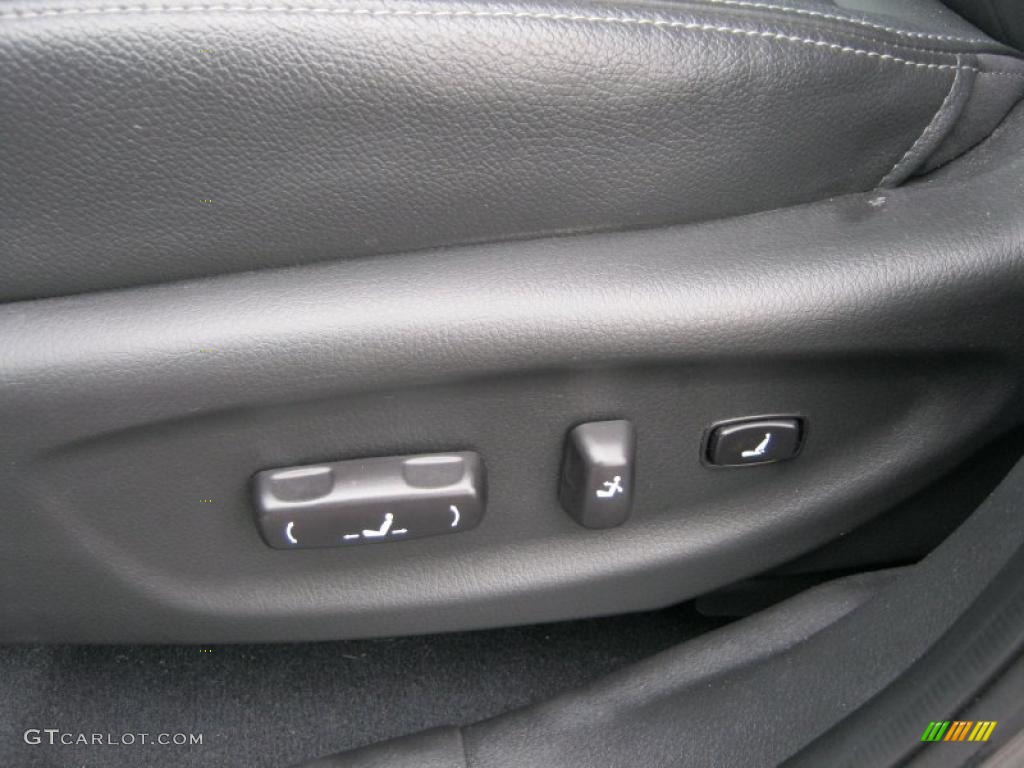 2011 Sorento EX V6 AWD - Titanium Silver / Black photo #32