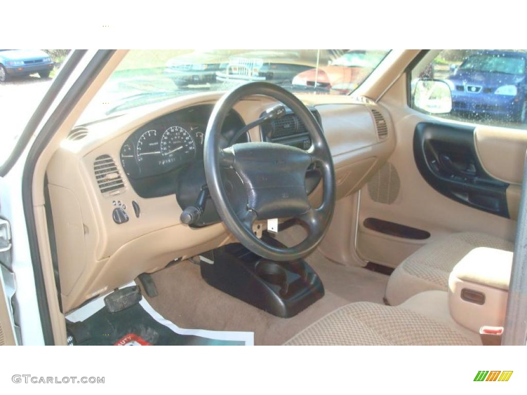 Medium Prairie Tan Interior 1999 Ford Ranger XLT Extended Cab Photo #45701877