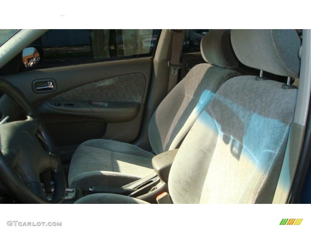 2002 Sentra GXE - Out Of The Blue / Sand Beige photo #11