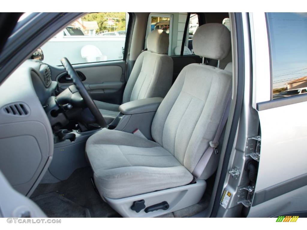 2005 TrailBlazer LS 4x4 - Silverstone Metallic / Light Gray photo #17