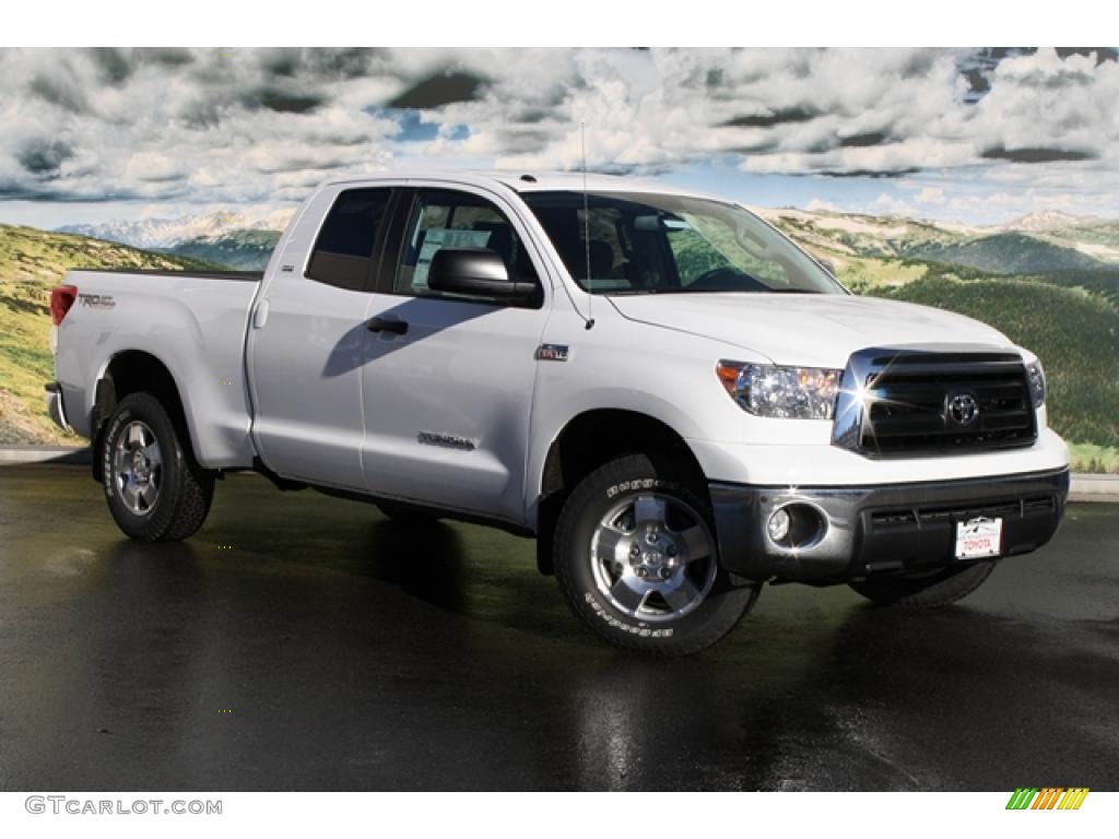 2011 Tundra TRD Double Cab 4x4 - Super White / Graphite Gray photo #1