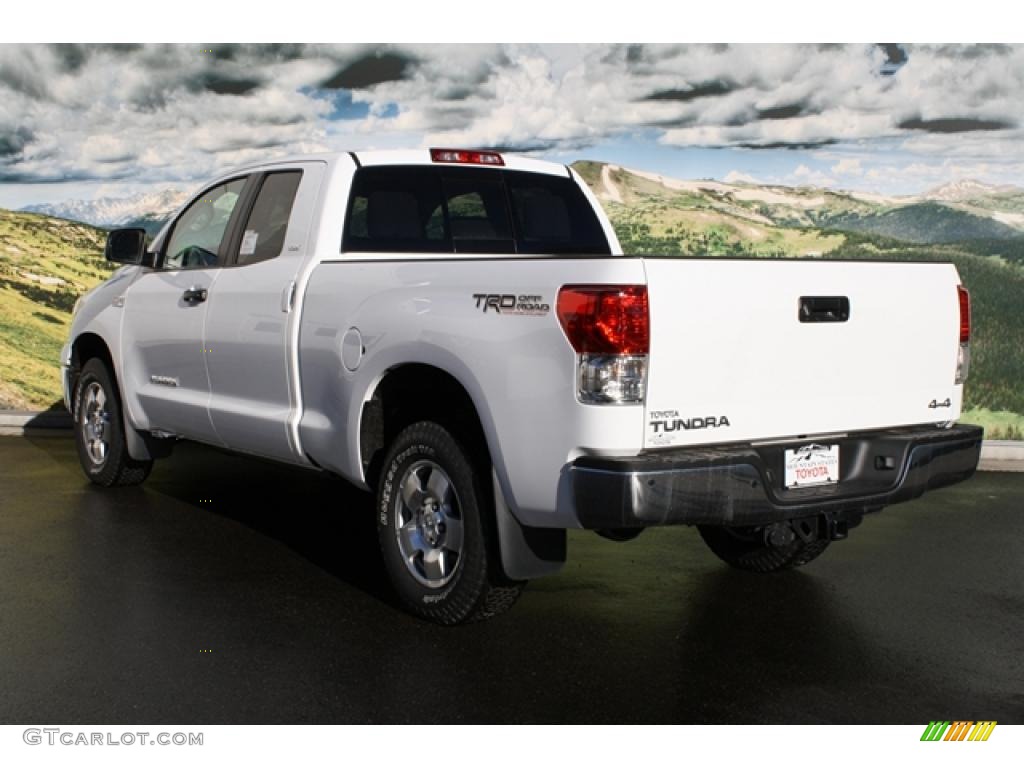 2011 Tundra TRD Double Cab 4x4 - Super White / Graphite Gray photo #3