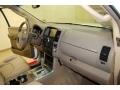 2008 White Frost Nissan Pathfinder SE  photo #7