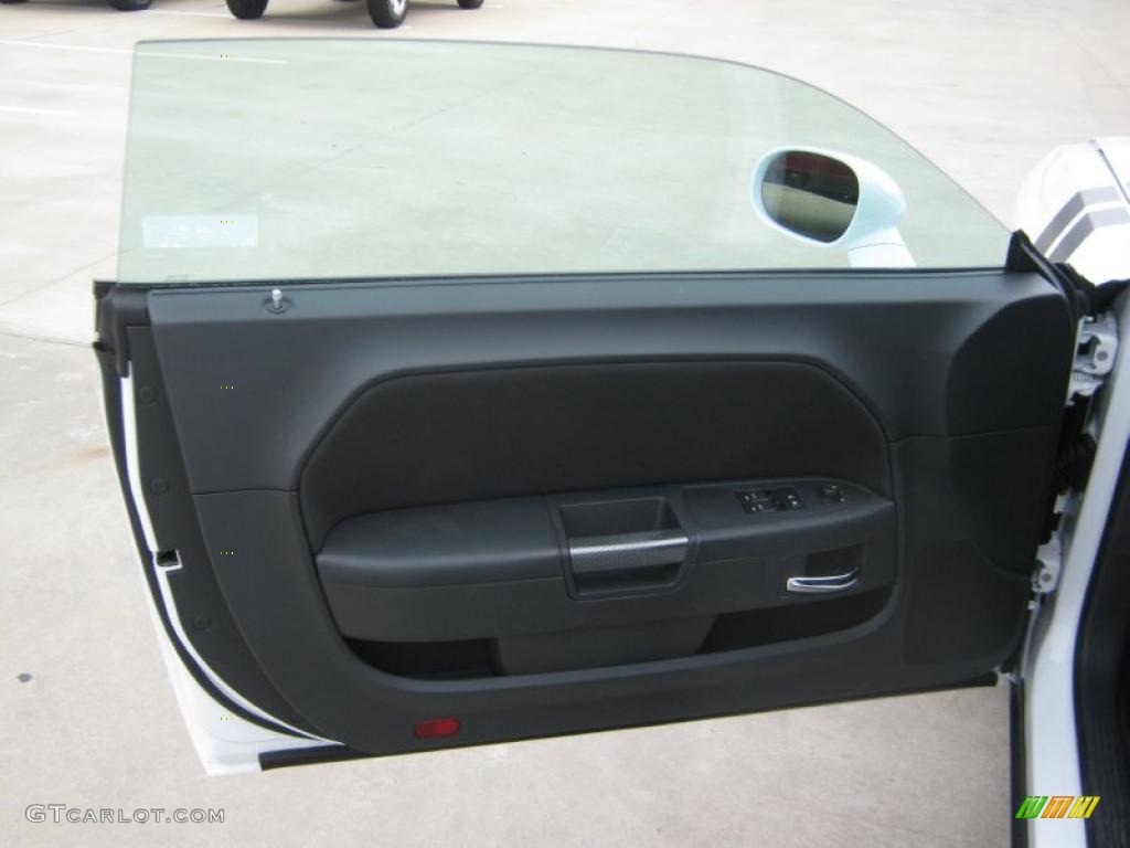 2011 Dodge Challenger R/T Dark Slate Gray Door Panel Photo #45704090