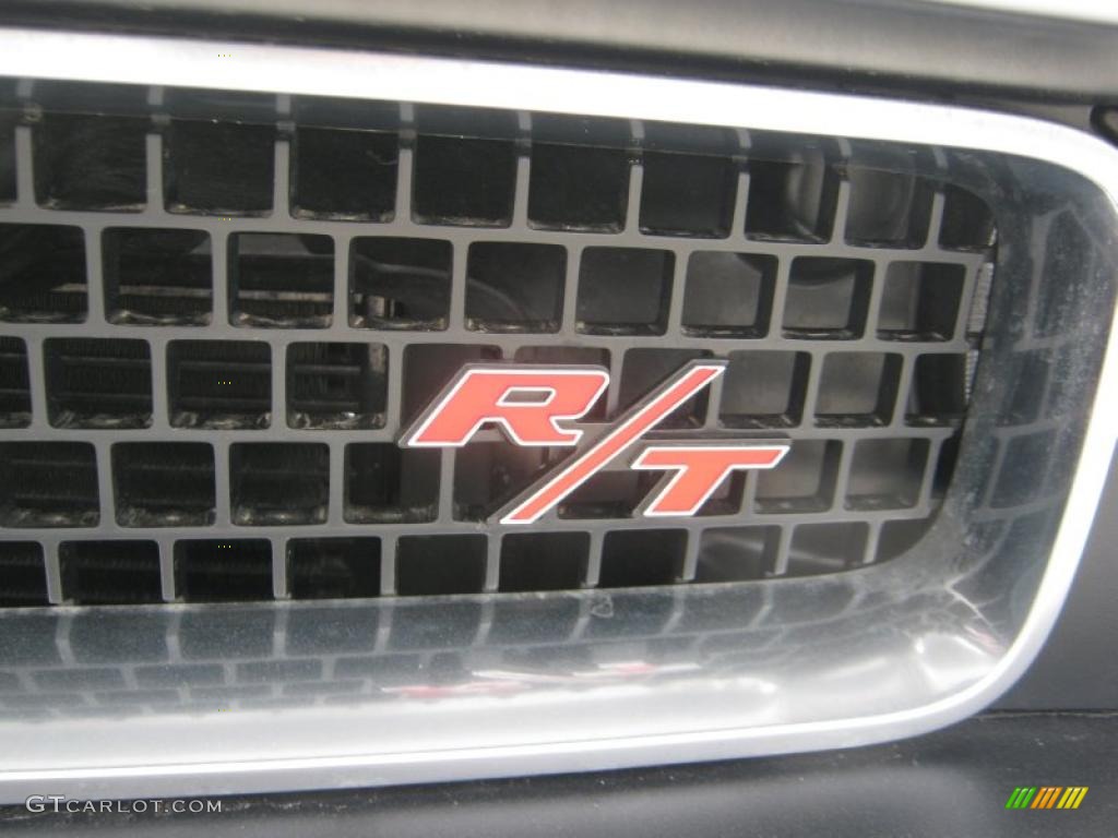 2011 Dodge Challenger R/T Marks and Logos Photo #45704162