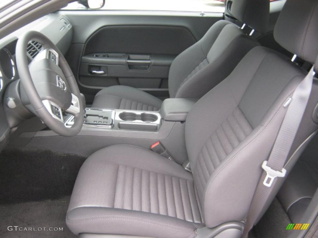 2011 Challenger SE - Brilliant Black Crystal Pearl / Dark Slate Gray photo #13