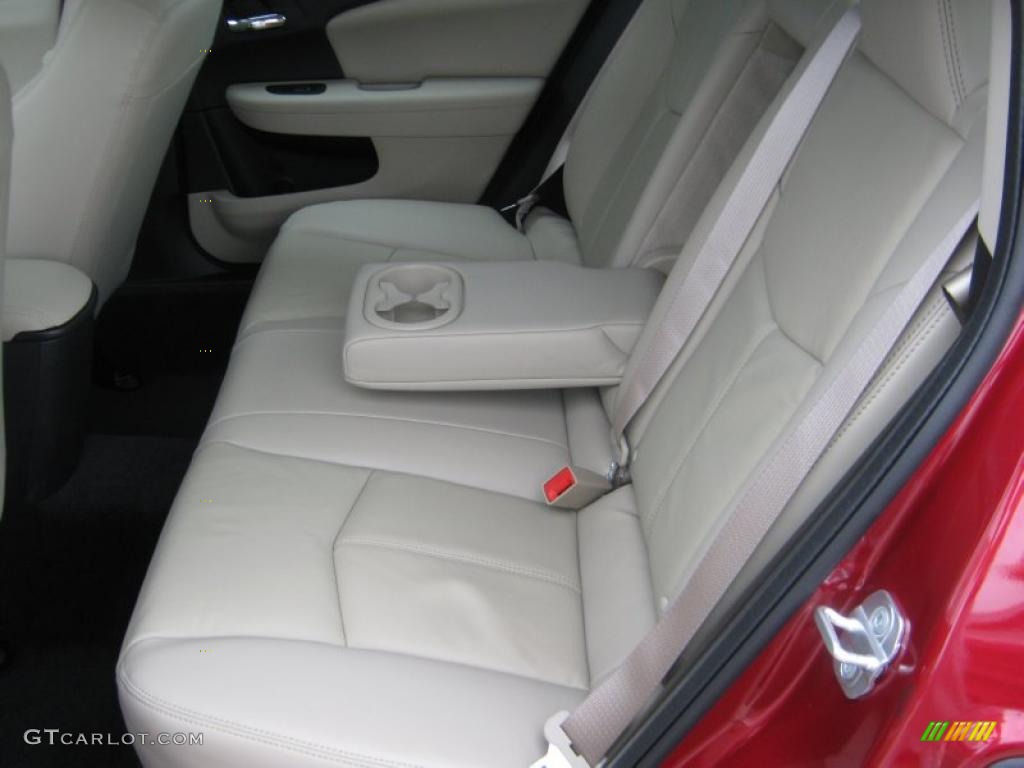 Black/Light Frost Beige Interior 2011 Chrysler 200 Limited Photo #45704390