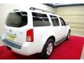 2008 White Frost Nissan Pathfinder SE  photo #27