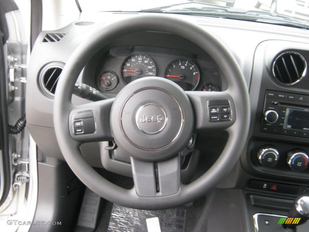 2011 Jeep Compass 2.4 Dark Slate Gray Steering Wheel Photo #45704746