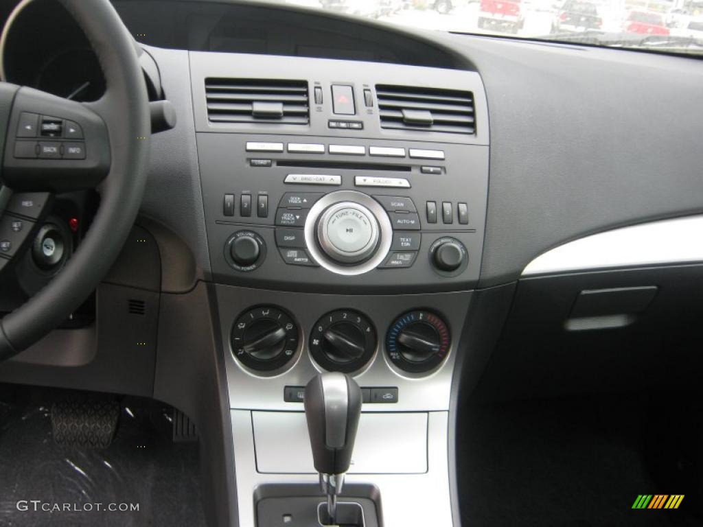 2011 Mazda MAZDA3 s Sport 4 Door Controls Photo #45705254