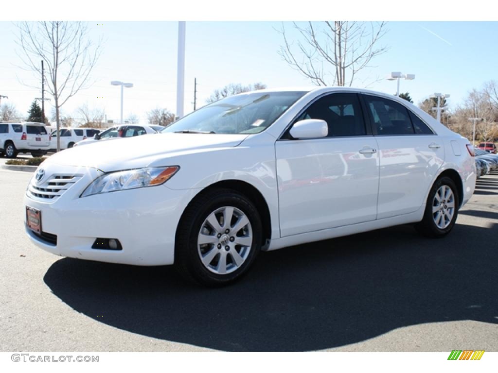 2008 Camry XLE V6 - Super White / Ash photo #5