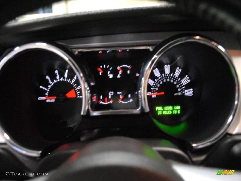 2007 Mustang V6 Premium Coupe - Black / Dark Charcoal photo #23