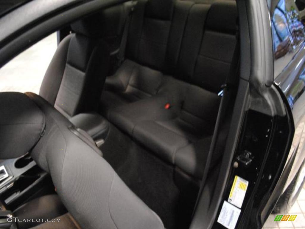 2007 Mustang V6 Premium Coupe - Black / Dark Charcoal photo #32