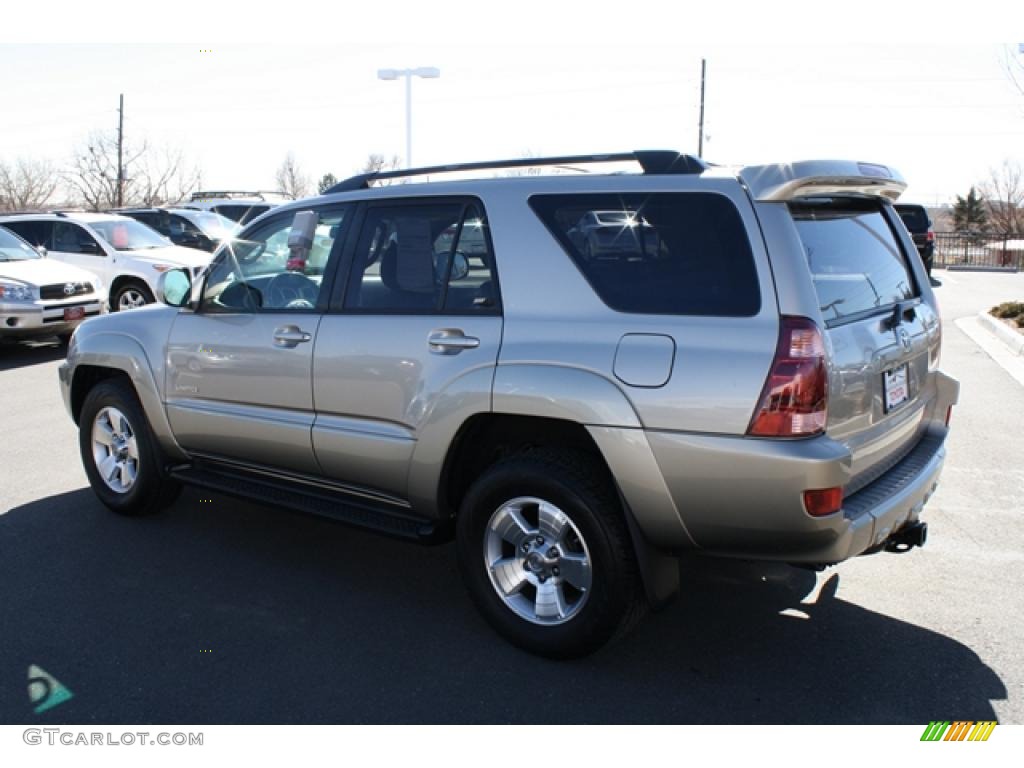 2005 4Runner Limited - Dorado Gold Pearl / Taupe photo #4