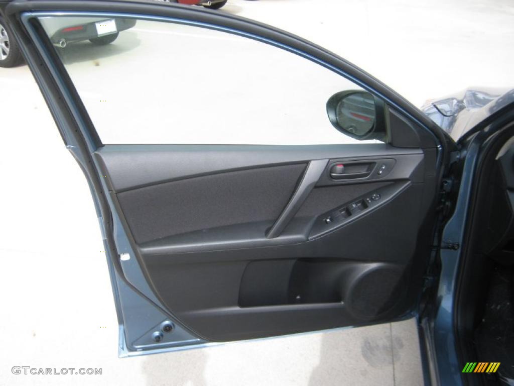 2011 Mazda MAZDA3 i Sport 4 Door Black Door Panel Photo #45706706