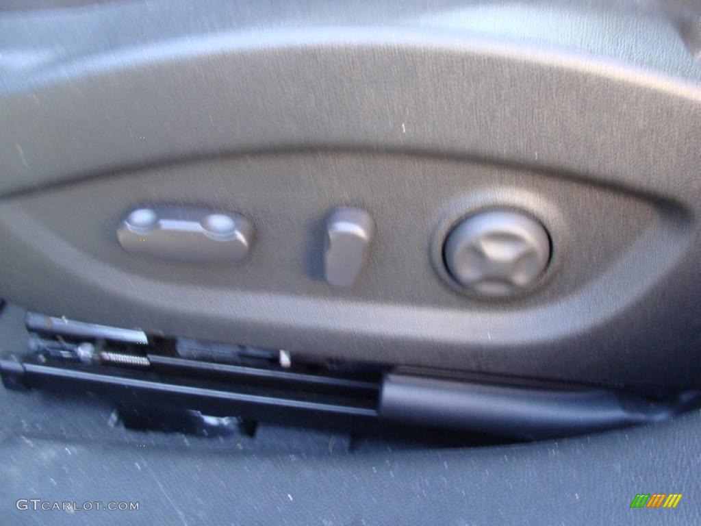 2011 LaCrosse CXL - Quicksilver Metallic / Ebony photo #13