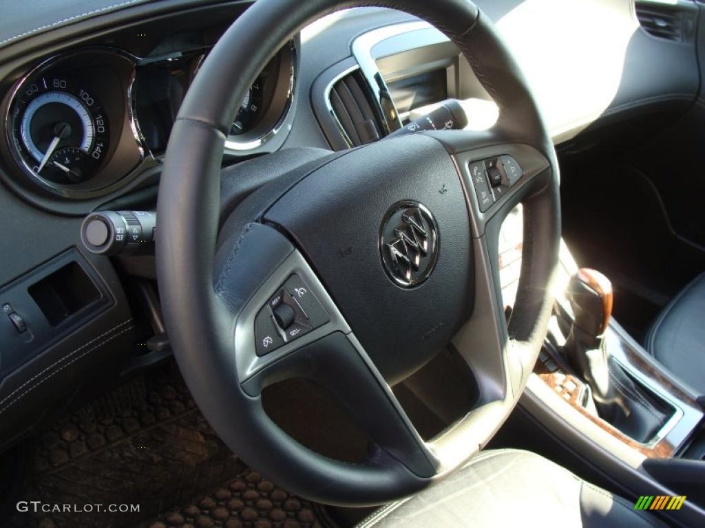 2011 LaCrosse CXL - Quicksilver Metallic / Ebony photo #17