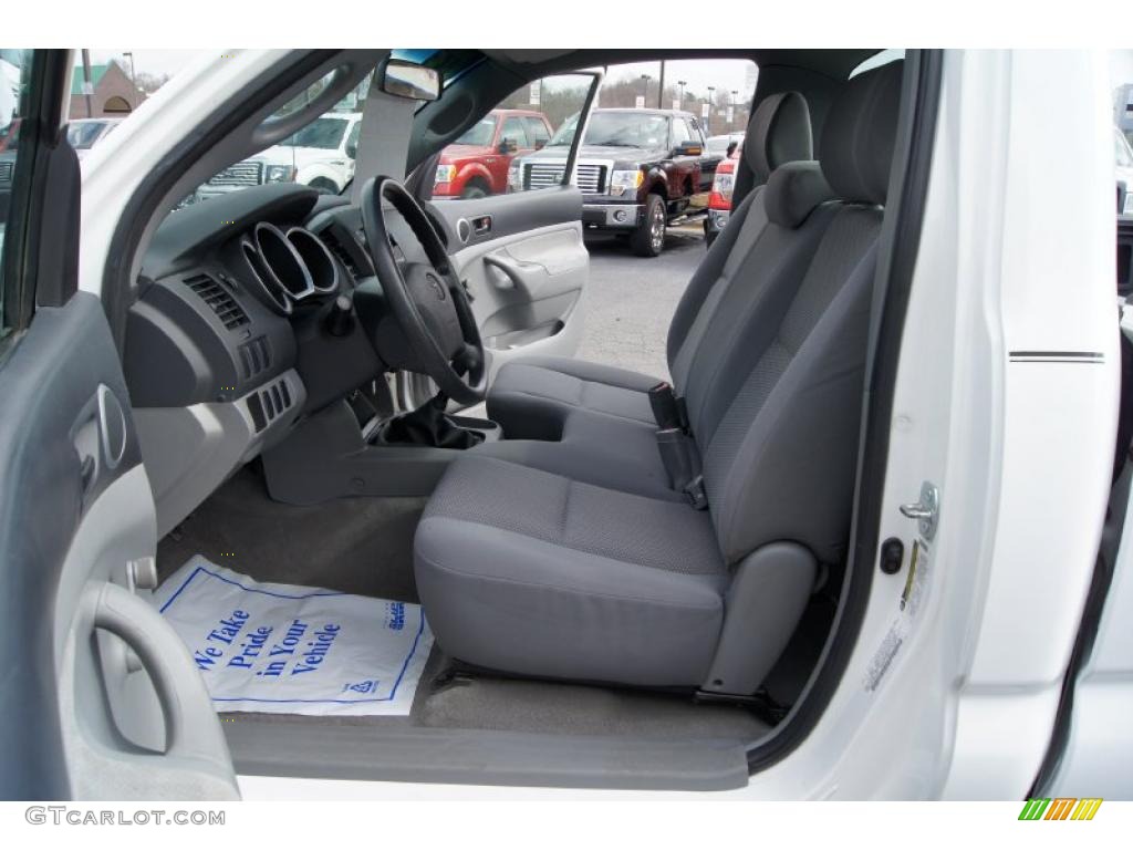 Graphite Gray Interior 2005 Toyota Tacoma Regular Cab Photo #45710002