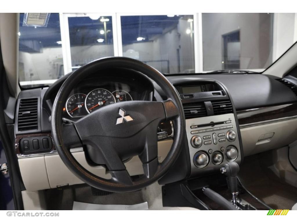 2009 Mitsubishi Galant ES Medium Gray Dashboard Photo #45710006
