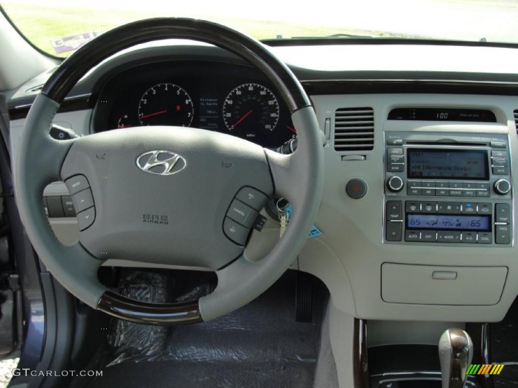 2011 Hyundai Azera Limited Gray Dashboard Photo #45710846