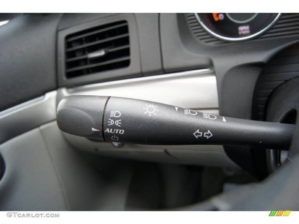 2009 Aura XE - Ocean Mist / Gray photo #30