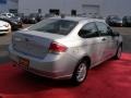 2008 Vapor Silver Metallic Ford Focus SE Coupe  photo #7